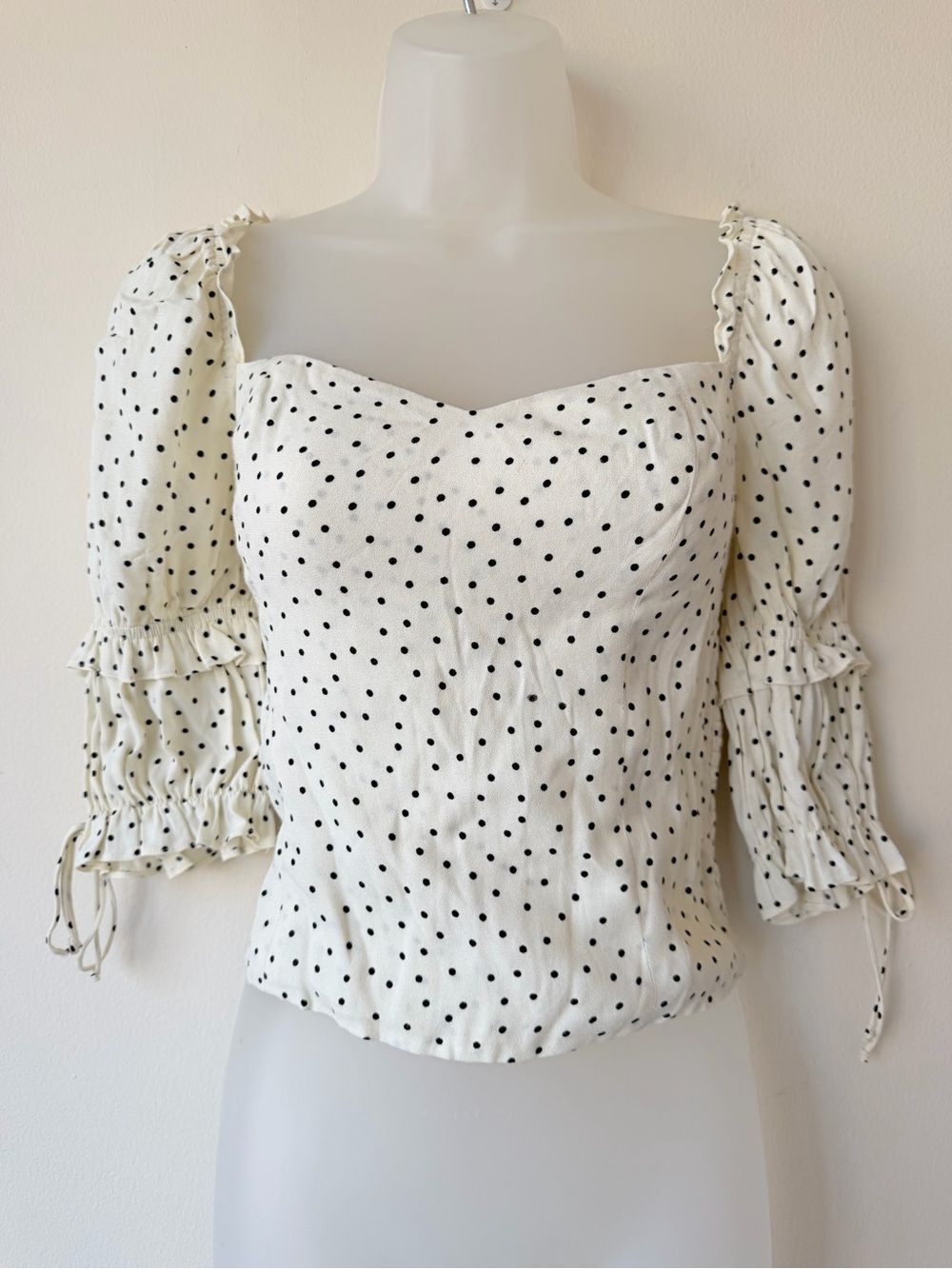 REFORMATION Nina Blouse Polka Dot Puff Sleeve Womens Top Size 4 Ivory Black - Picture 3 of 10